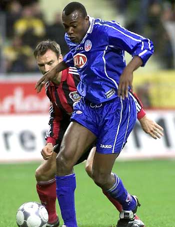 根據數據分 根據數據分